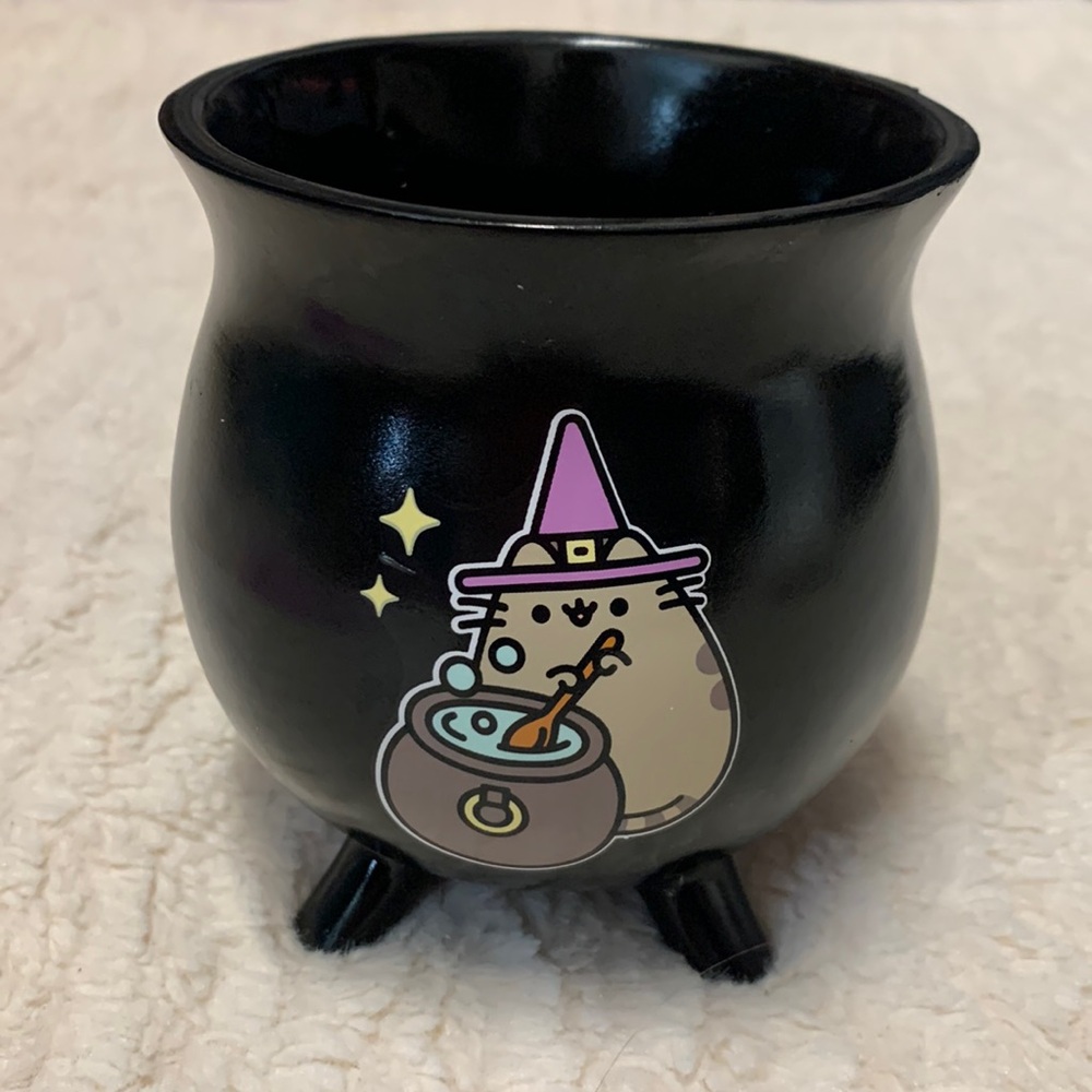 Exclusive Pusheen Cauldron Planter Witch Pusheen